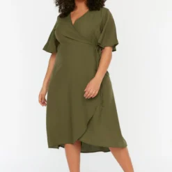 Trendyol Curve Große Größen In Kleid - Khaki - Wickelschnitt Damen Kleider 230108535 -Deutschland Lady Echt Verkaufs-Shop 2 org zoom 108