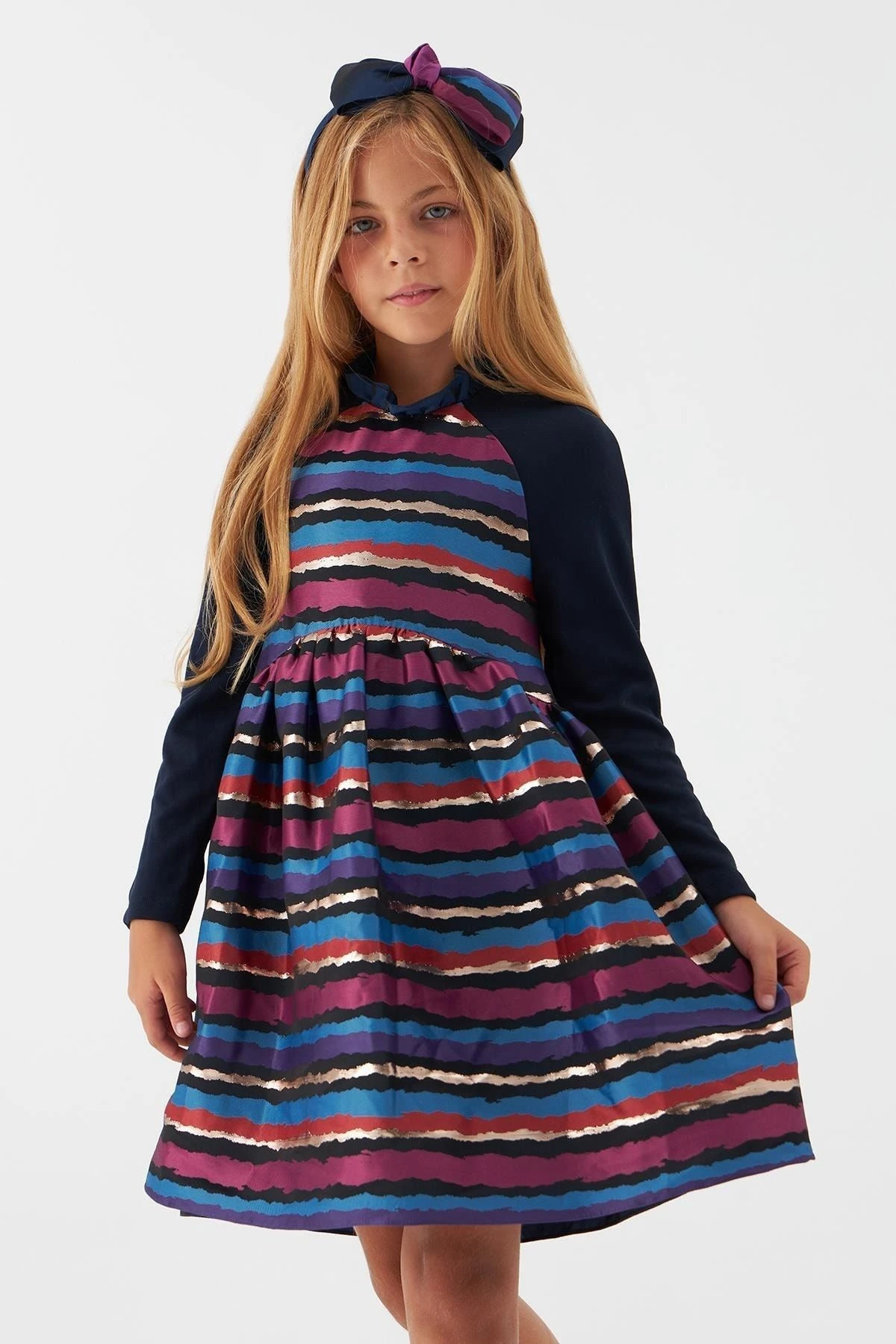 Lia Lea Kleid - Mehrfarbig - Basic Kinder Kleider 356170550 4 Lia Lea Kleid - Mehrfarbig - Basic Kinder Kleider 356170550 – Bild 2