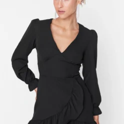 Trendyol Collection Kleid - Schwarz - Wickelschnitt Damen Kleider 308479656