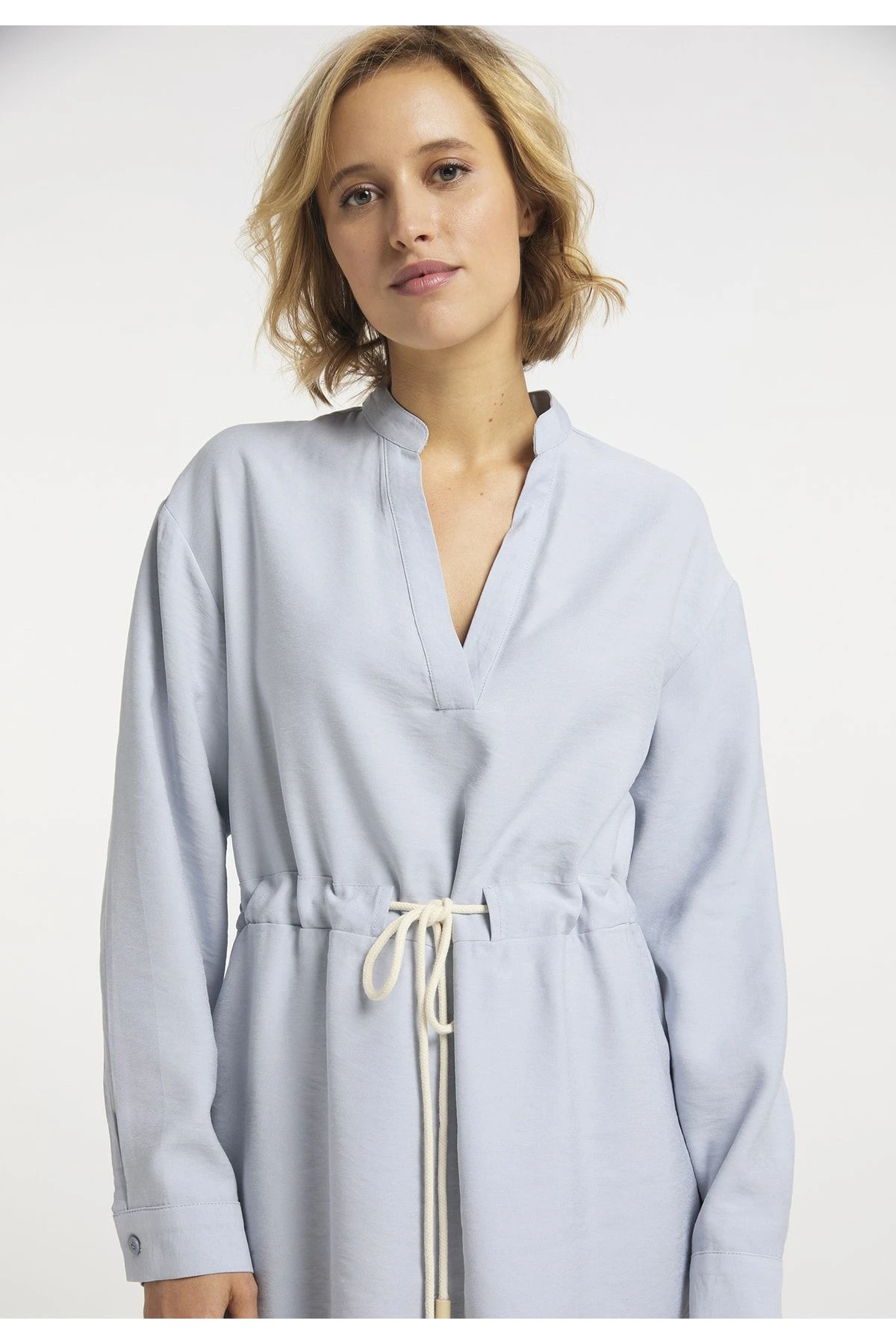 USHA Kleid - Blau - Basic Damen Kleider 741904718 4 USHA Kleid - Blau - Basic Damen Kleider 741904718 – Bild 2