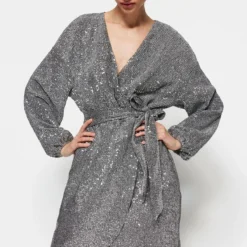 Trendyol Collection Kleid - Silberfarben - Wickelschnitt -Deutschland Lady Echt Verkaufs-Shop 2 org zoom 936