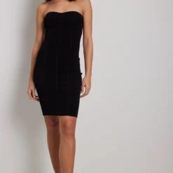 NA-KD Kleid - Schwarz - Bodycon Damen Kleider 686948876 -Deutschland Lady Echt Verkaufs-Shop 3 org zoom 486