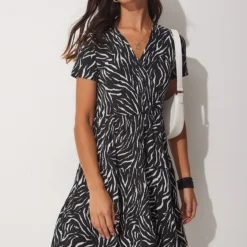 Happiness İstanbul Kleid - Schwarz - A-Linie Damen Kleider 682253035 -Deutschland Lady Echt Verkaufs-Shop 4 org zoom 161