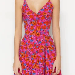 Trendyol Collection Kleid - Rot - Skater Damen Kleider 466189136 -Deutschland Lady Echt Verkaufs-Shop 4 org zoom 186