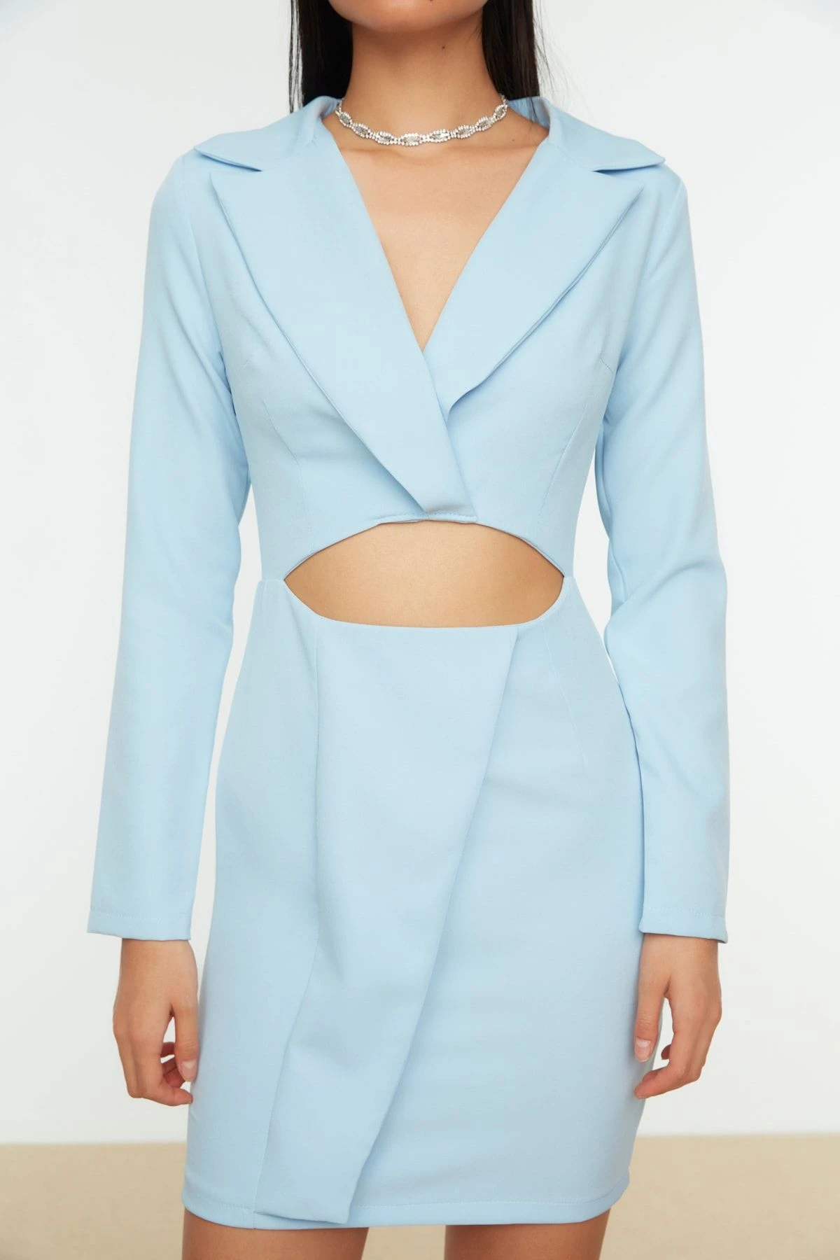 Trendyol Collection Kleid - Blau - Wickelschnitt Damen Kleider 175095725 4 Trendyol Collection Kleid - Blau - Wickelschnitt Damen Kleider 175095725 – Bild 2