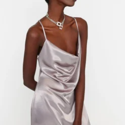 Trendyol Collection Kleid - Silberfarben - Shift Damen Kleider 355583598 -Deutschland Lady Echt Verkaufs-Shop 4 org zoom 410